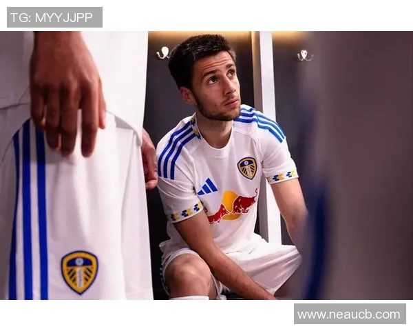 利兹联队主场迎战雷丁队期待激烈对决与精彩进球瞬间